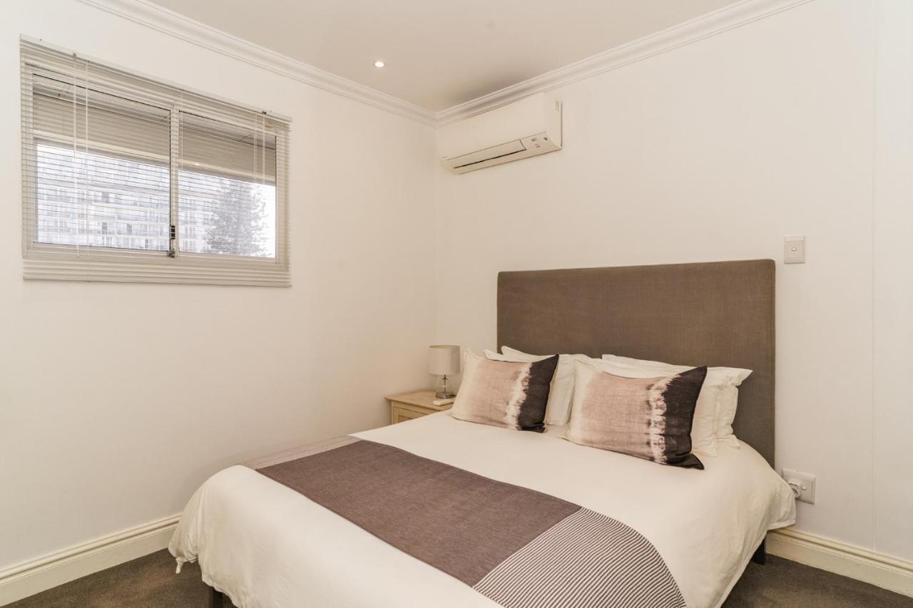 204 Oyster Rock - By In Umhlanga Durban