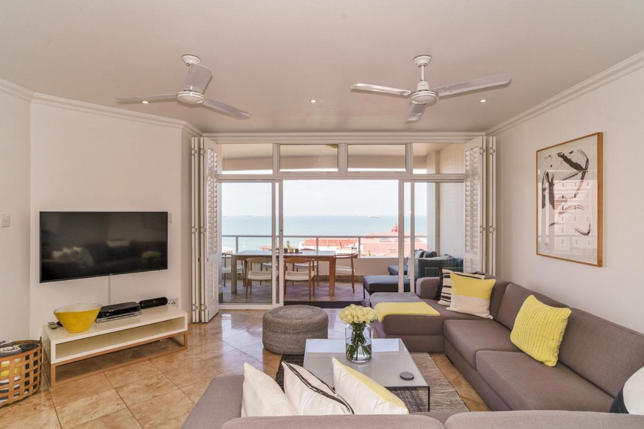 204 Oyster Rock - By In Umhlanga *